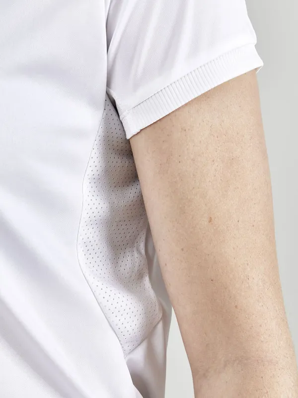 1910173-900000_Progress 2.0 Solid Jersey W_Closeup5.jpg